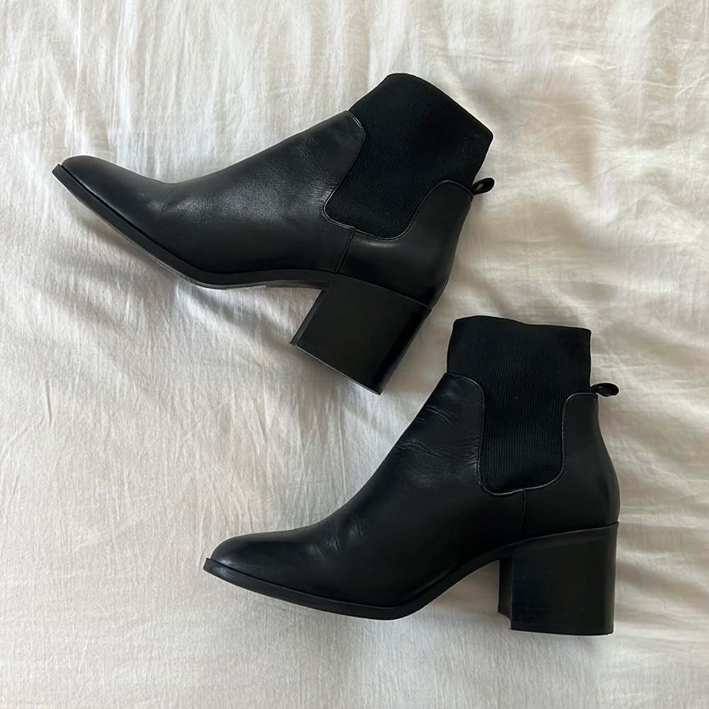 Steve Madden Erika booties